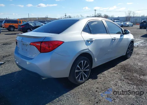 2018 Toyota Corolla Se z USA, uszkodzony, nr VIN 2T1BURHE7JC055652